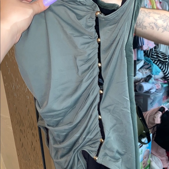 Swimsuit - Picture 2 of 4